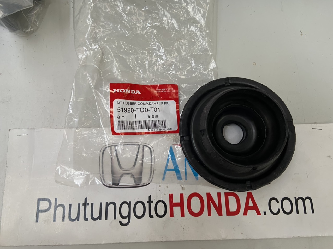 Cao su bi bát bèo xe Honda HRV